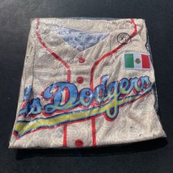 Los Angeles Dodgers Mexican Heritage Night 2025 “Lucha Dodgers” Baseball Jersey Size XL