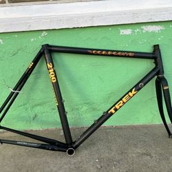Vintage 1990’s Trek Carbon Fiber Aluminum Bike Frame Size 55cm
