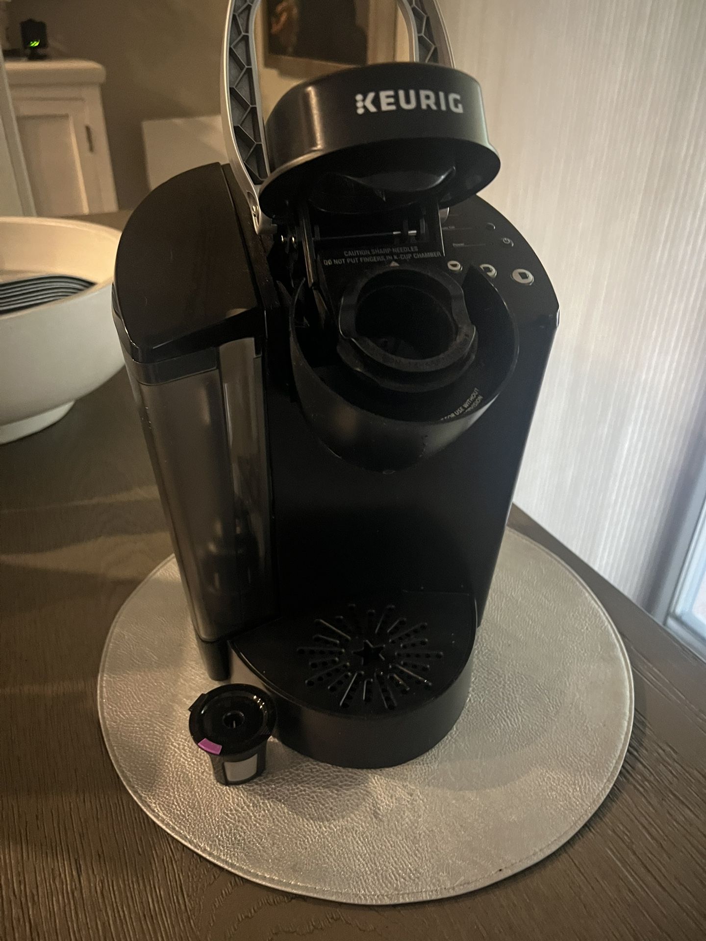 2 Keurig Coffee Machines 10 Cup Sold Sep. $10 Each