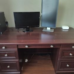 FREE Delivery Optimal Office Desk