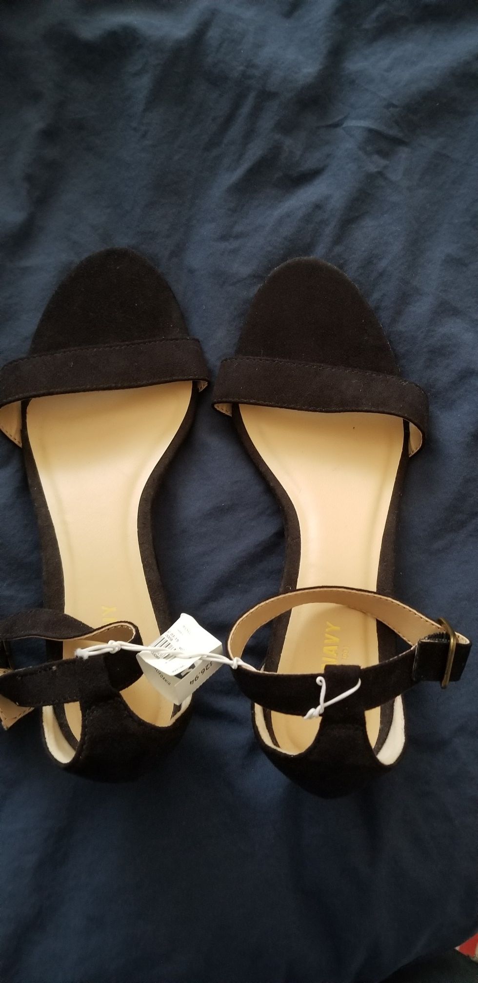 Brand new with tags size 8 Old Navy womens dress sandals