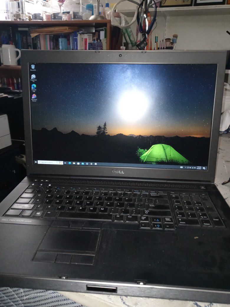 Dell m6800 Laptop 