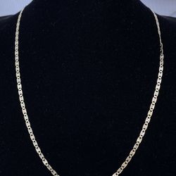 $800 Three Tone Yellow White And Rose Gold Valentino Chain Necklace 