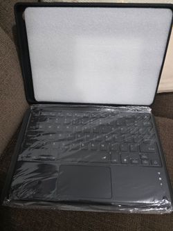 A9+ Tablet Case with Keyboard