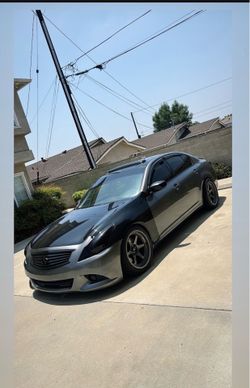 2010 Infiniti G37
