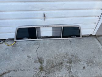 C10 back window with molding