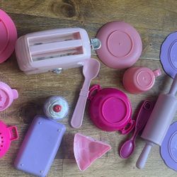 Girls 16 pc kitchen accessories