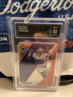 2021 Phoenix #49 Fire Burst Aaron Donald Gen. Mint 10.
