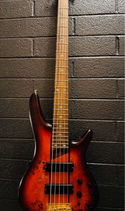 Bass Ibanez SR805 5 strings Sunburst