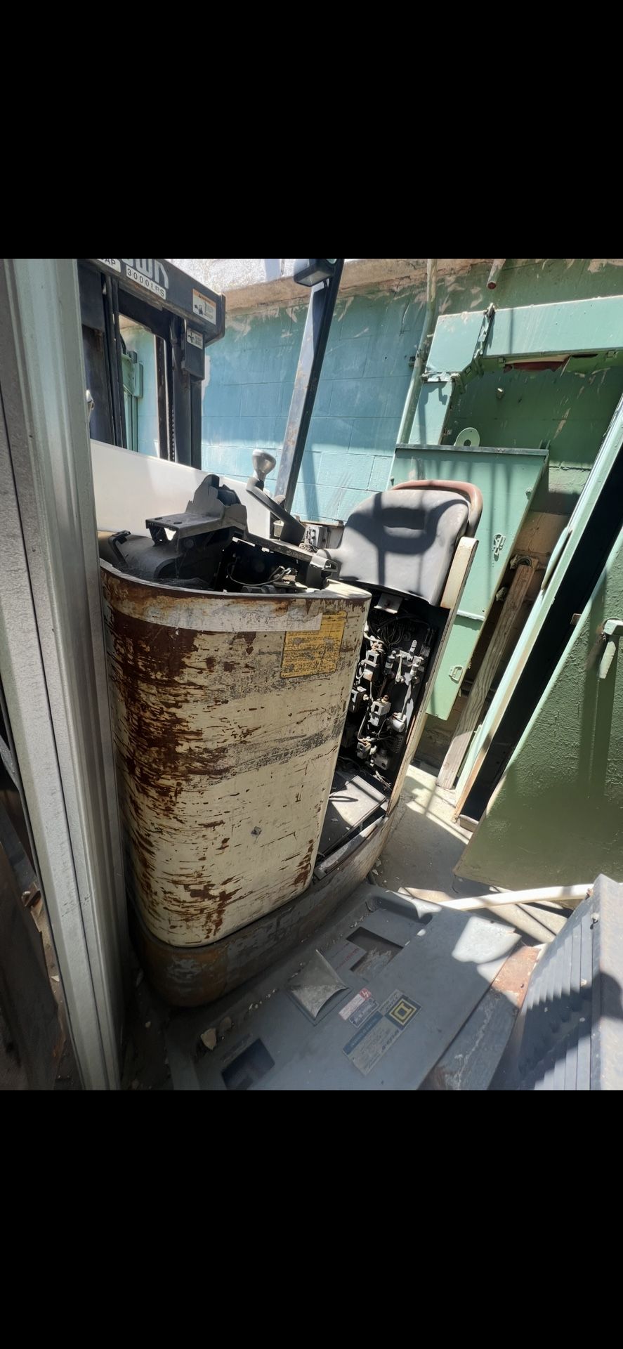 Forklift For Parts Or Metal Recycling