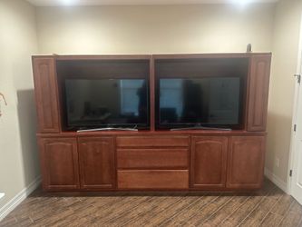 Wooden Entertainment center bookshelf  for 2 tv’s