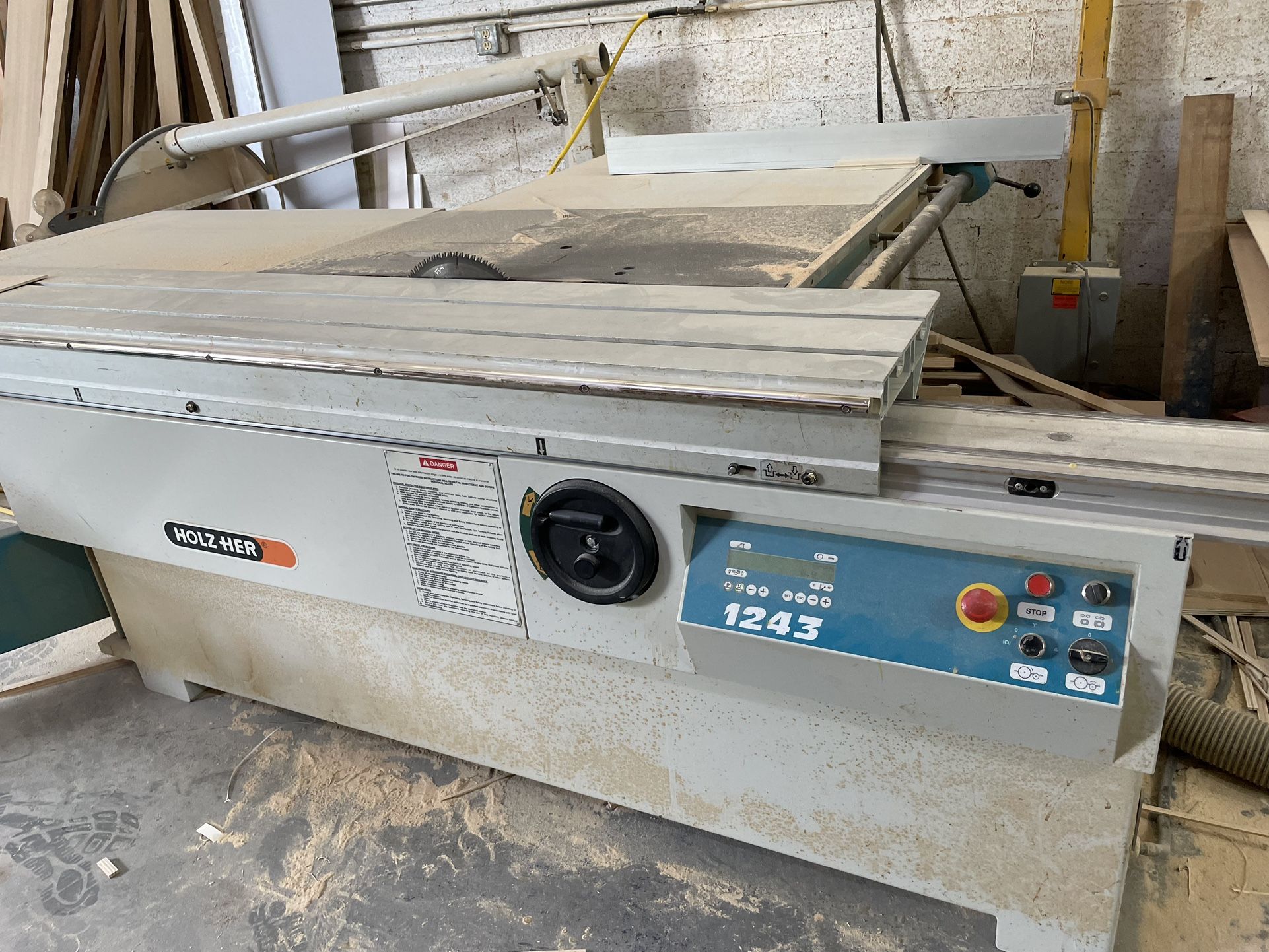 Holzher sliding table saw online