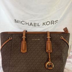MK Tote bag