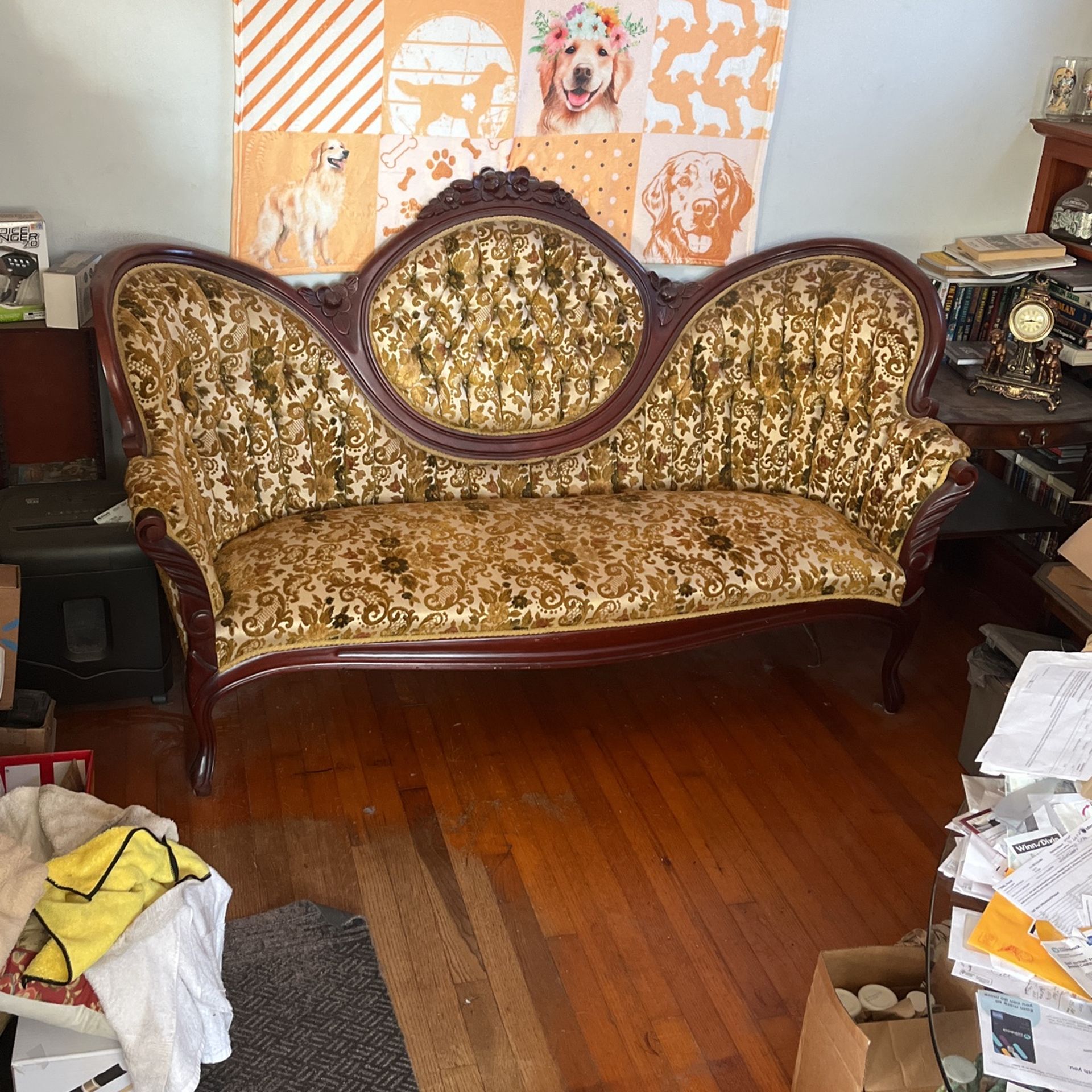 Furniture Couch