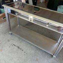 Mirrored Entry Table