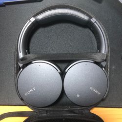 Sony MDR-XB950N1 Headphones (with case)