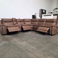 ‼️Liquidation Sale‼️ Simms Fabric Power Reclining Sectional(Free Delivery)