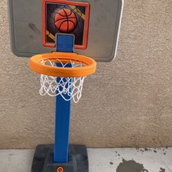 Basketball hoop 