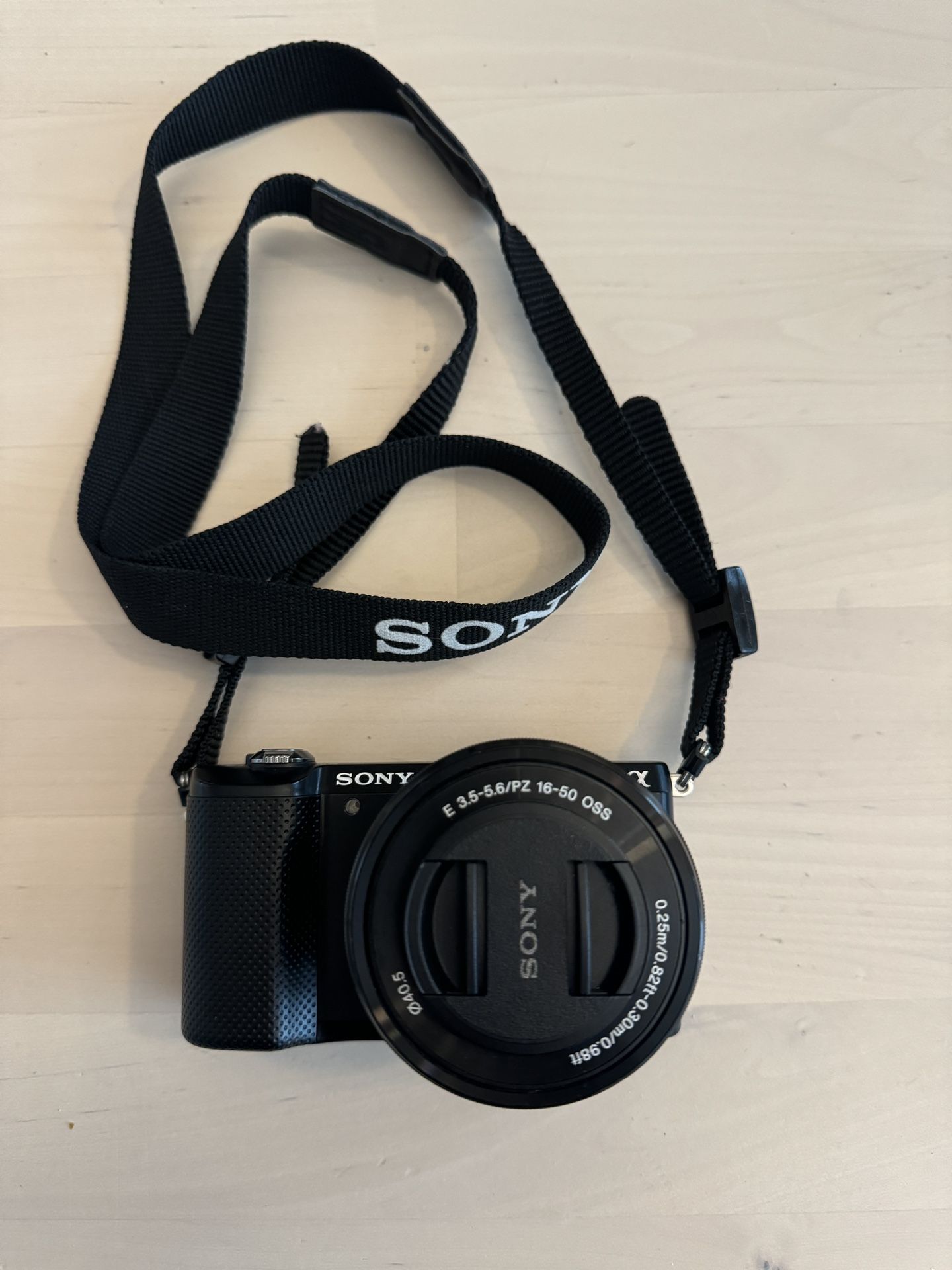 Sony Alpha a5000 Mirrorless Digital Camera with 16-50mm OSS Lens (Black)