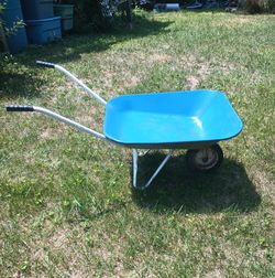 Vintage Heavy Duty 3 cubic Foot Grants Wheelbarrow from 1960's or early 1970's
