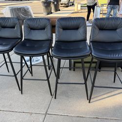 Set a four counter height 26 inch to the seat Bar stools only $100 Set a four counter height 26 inch to the seat bar stools only $100