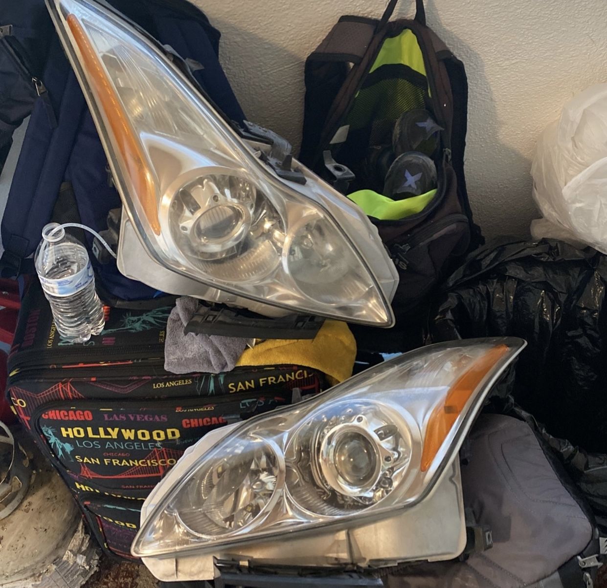 G37 Coupe Headlights OEM
