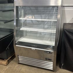 Open Case Refrigerator 