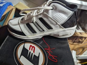 Adidas Size 13.5 Kids $40 OBO