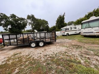 Traila Landscaping En Buenas Condiciones 