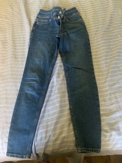 10 Different Small Women  jeans Make A Offer