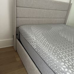 Fulll Size Bed Frame with Storage 