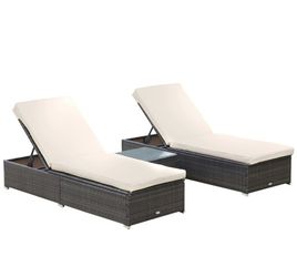 Lounge Chairs Set