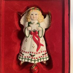 Lenox 2003 Movers And Shakers Angel Porcelain Pull Toy Christmas Ornament