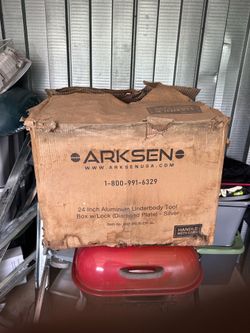 ARKSEN TOOL BOX