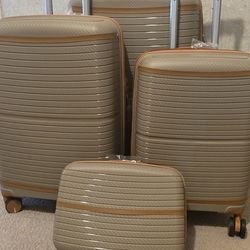 Luggage 4-Piece Set Beige Hard Shell Spinner Suitcases with TSA Lock 