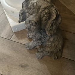 Dog Statue 