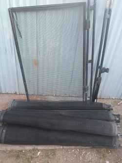 Pool Safety Fencing Approx 72 Ft W/Gate