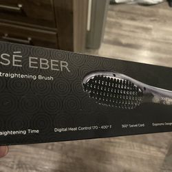 Straightening Brush 
