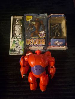 Mixed Action Figure Lot of 4