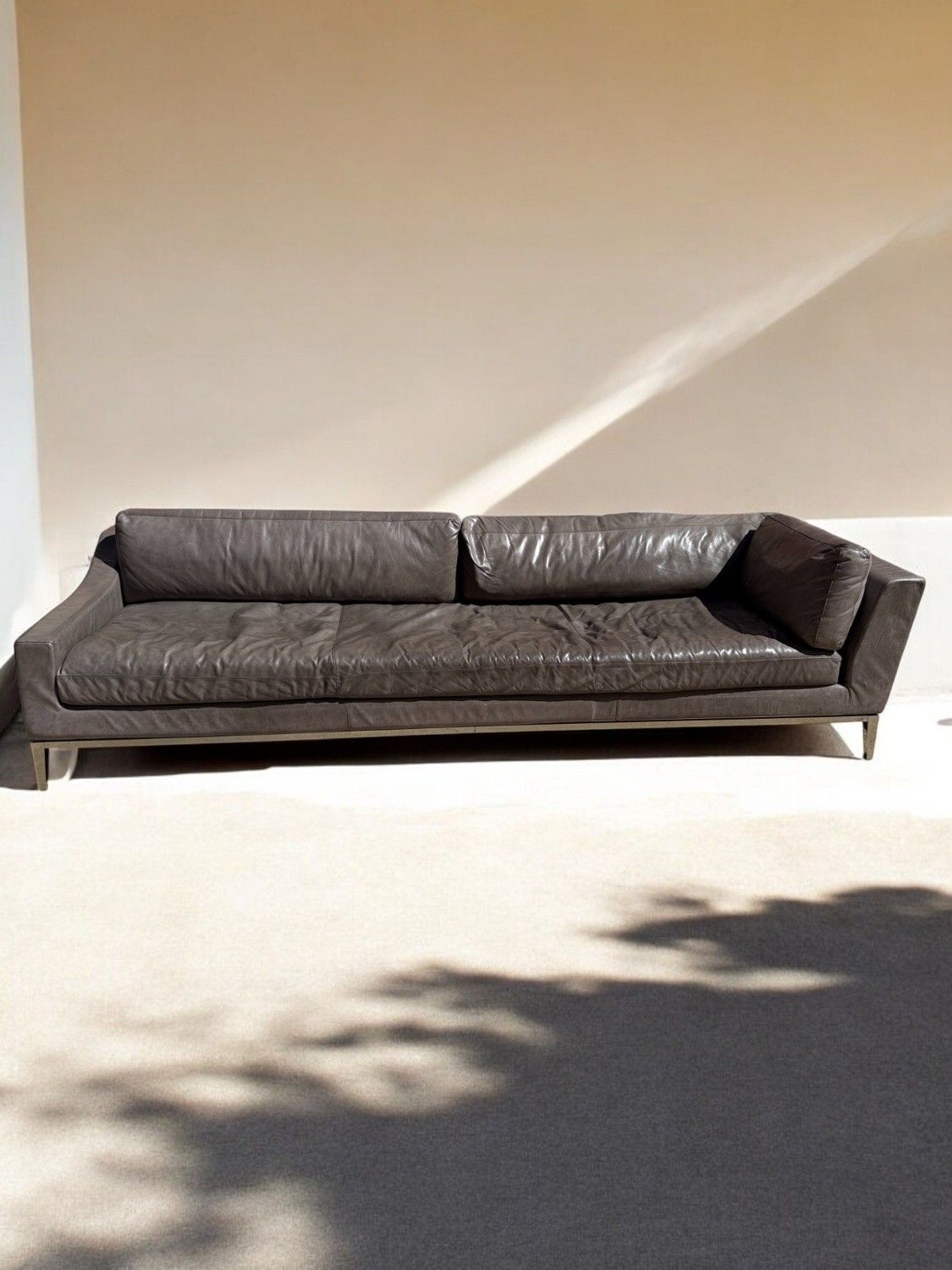 π Restoration Hardware Leather Couch