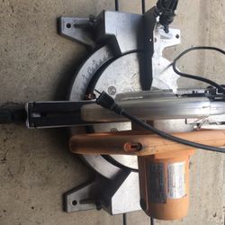 Chicago Sliding Meter Saw 10 Inches 