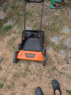 LawnMaster 18-Inch Reel Push Mower