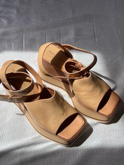 Designer shoes sandals