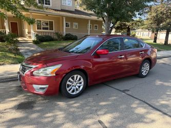 2015 Nissan Altima S 40+ mpg not Toyota Camry Student Work Commute Family
