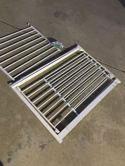 Tall pet gate as is or parts used item