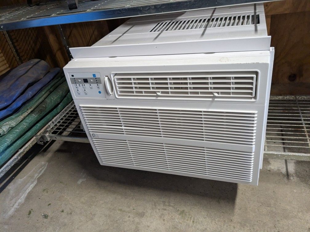 Window Air Conditioner 15,000 BTU