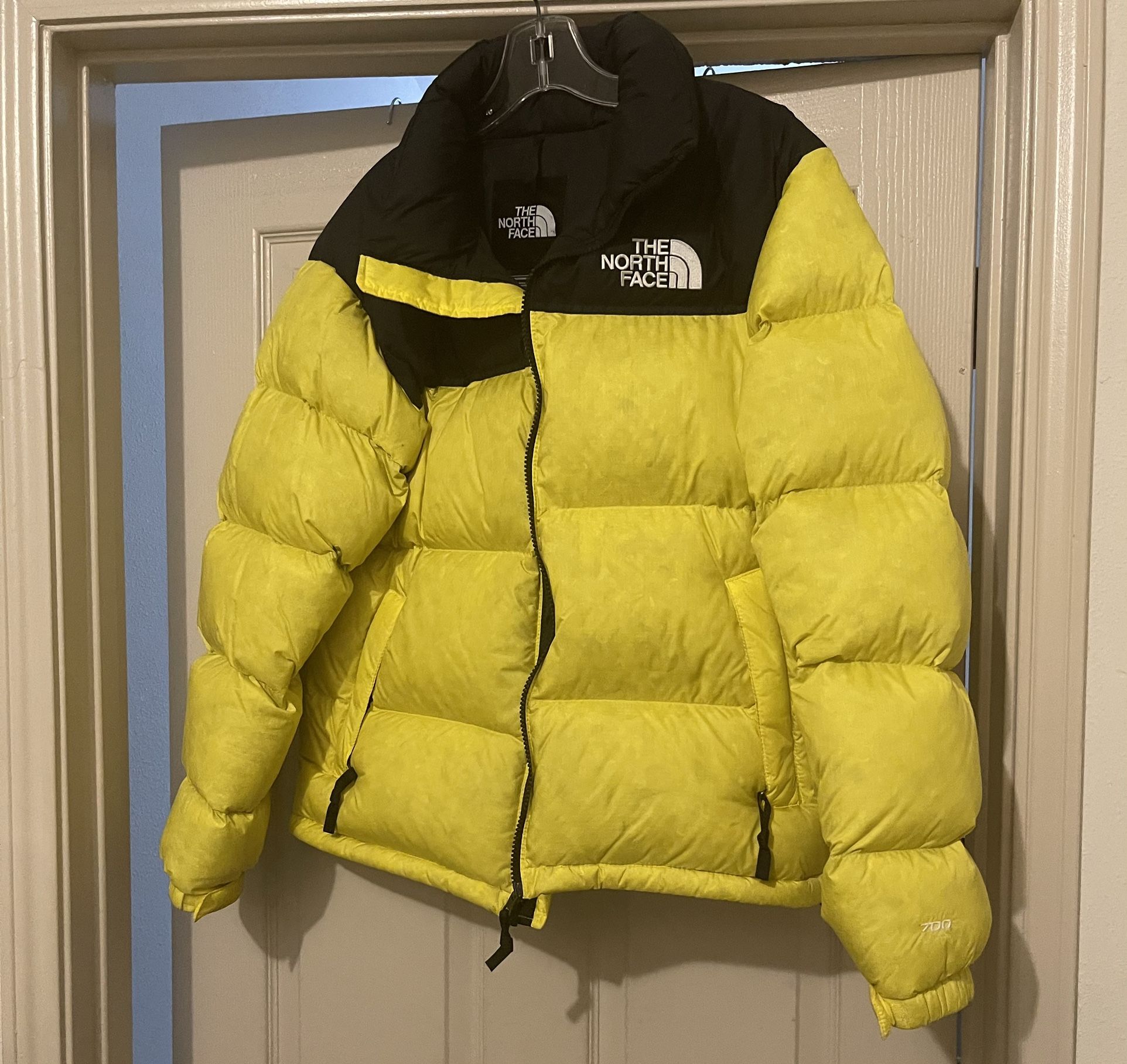 Men’s North Face Nuptse Jacket - Sz.Small