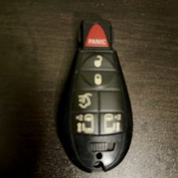 2010 Chrysler Town n Country Key Fob