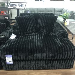 New Black Or White Oversized Chaise Lounge Chair Sofa Couch With Cup Holders And USB Port 