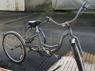 SCHWINN Meridian Trike 26" with Basket